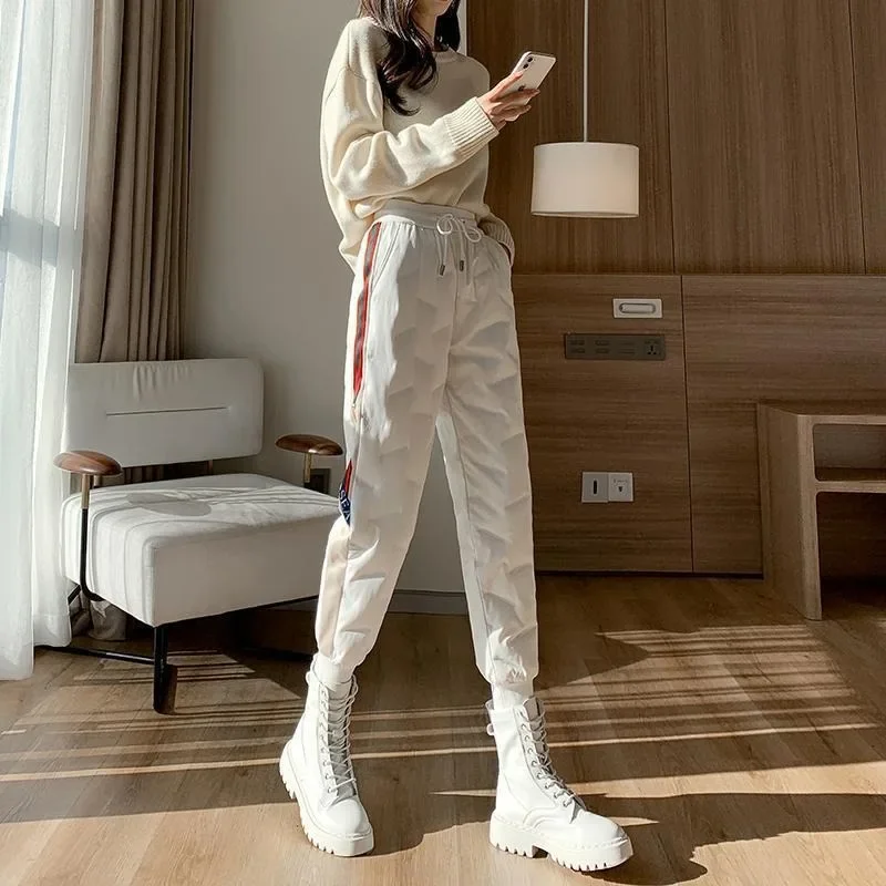 Down pants women wear a new fashion winter cotton pants high waist loose plus velvet white sports bunched feet cargo pants women