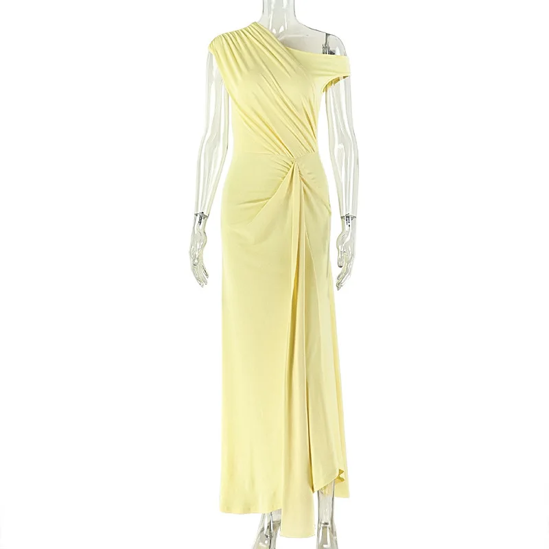 

Elegant Temperament, Women's Solid Color Design, Pleated A-Line Skirt, Slanted Collar, One Shoulder Long Skirt