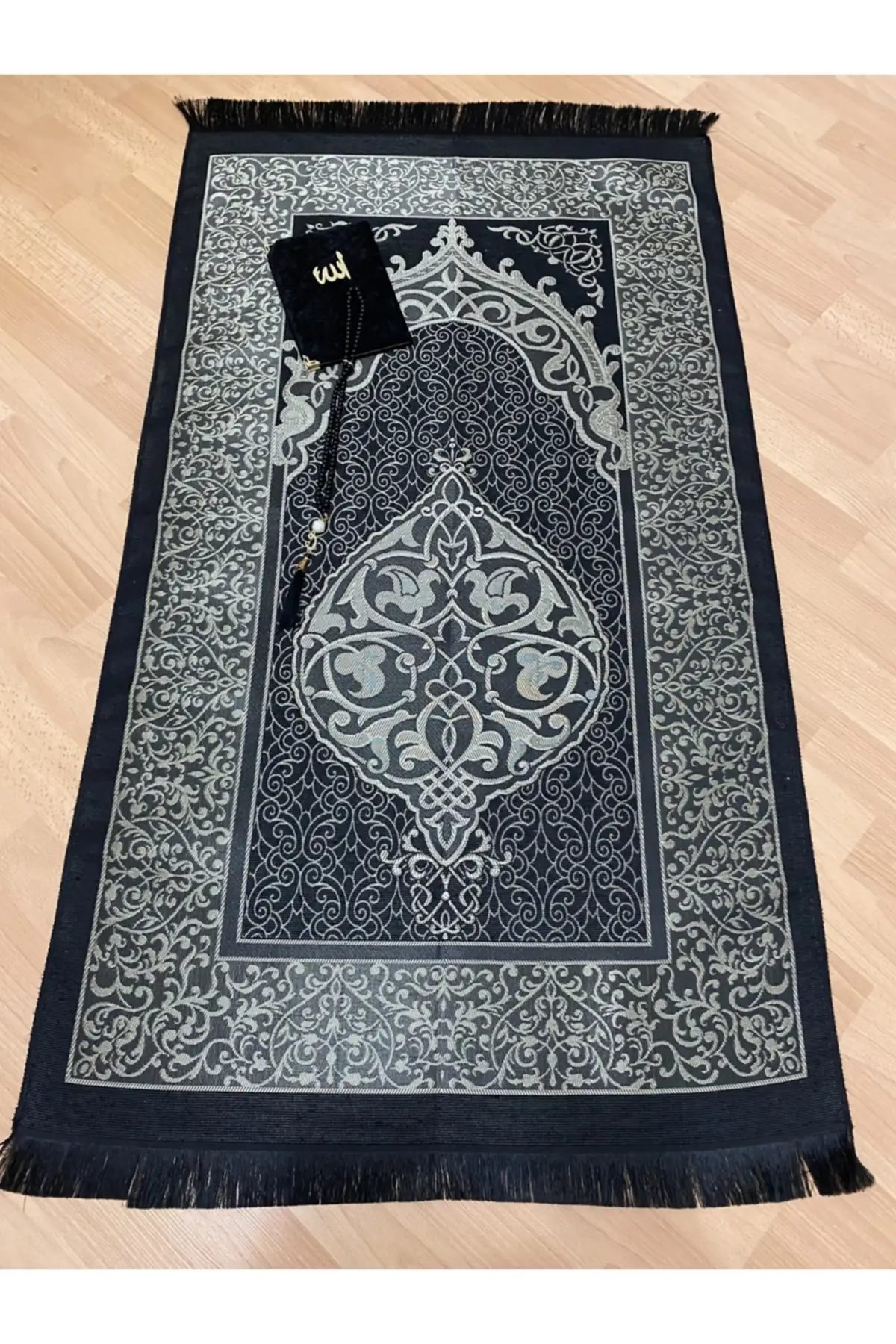 

DOLBOVI gift black sectation taffed black prayer Rug Meditation Rug