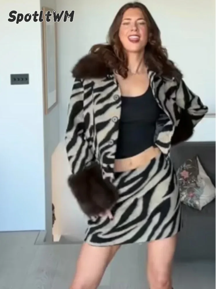 Women Zebra Cropped Jacket Faux Fur Collar Cuffs Long Sleeve Button Front Coat 2026 Thick Warm Winter Casual Stylish Outerwear