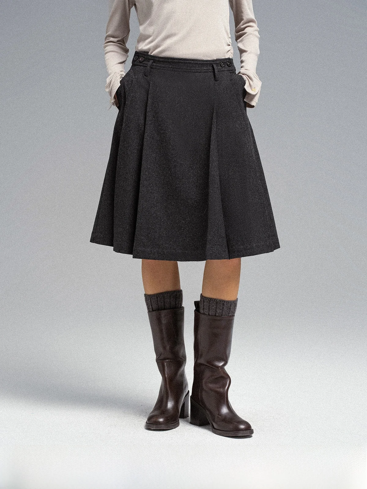 

Low Waist A-Line Wide Style Wool Blend Half Skirt FLOWERSAYS Woolen Taffeta Pleated Commute Skin-friendly Breathable