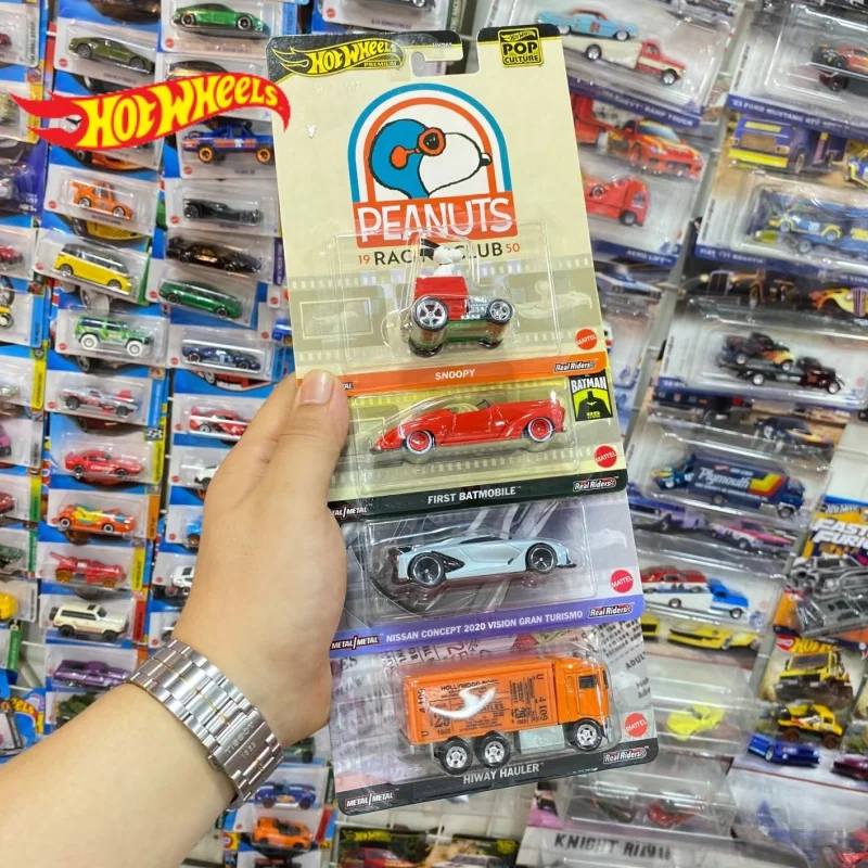 

Hot Wheels HXD63-B NISSAN CONCEPT 2020 SNOOPY FIRSTBATMOBILE Collect Toys Cars для детей Модель автомобиля 1/64 Поп-культура Подарок для мальчика