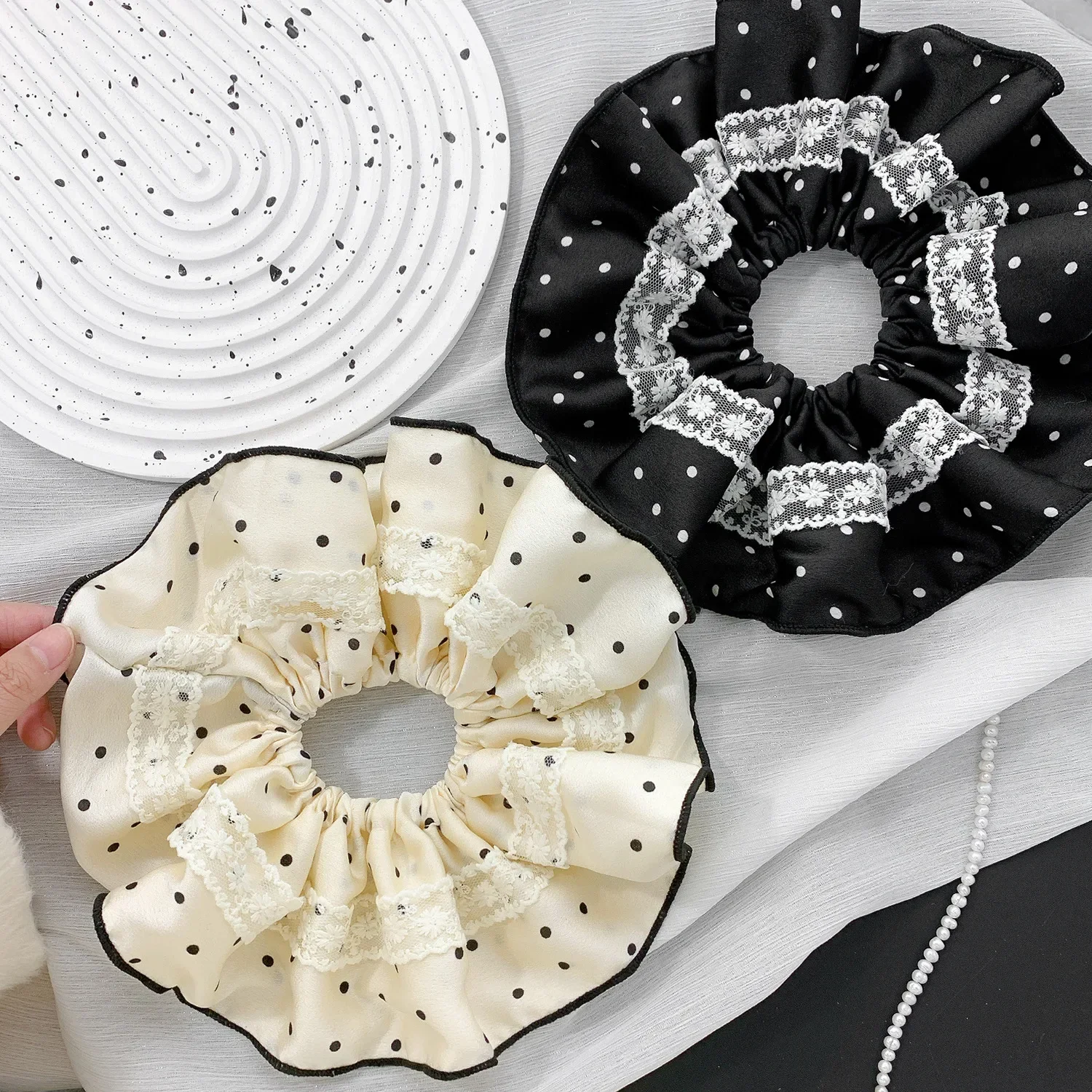 New French Light Luxury Gentle Temperament Polka Dot Lace Large Intestine Hair Band Women's High-end Ponytail Hair Accessories