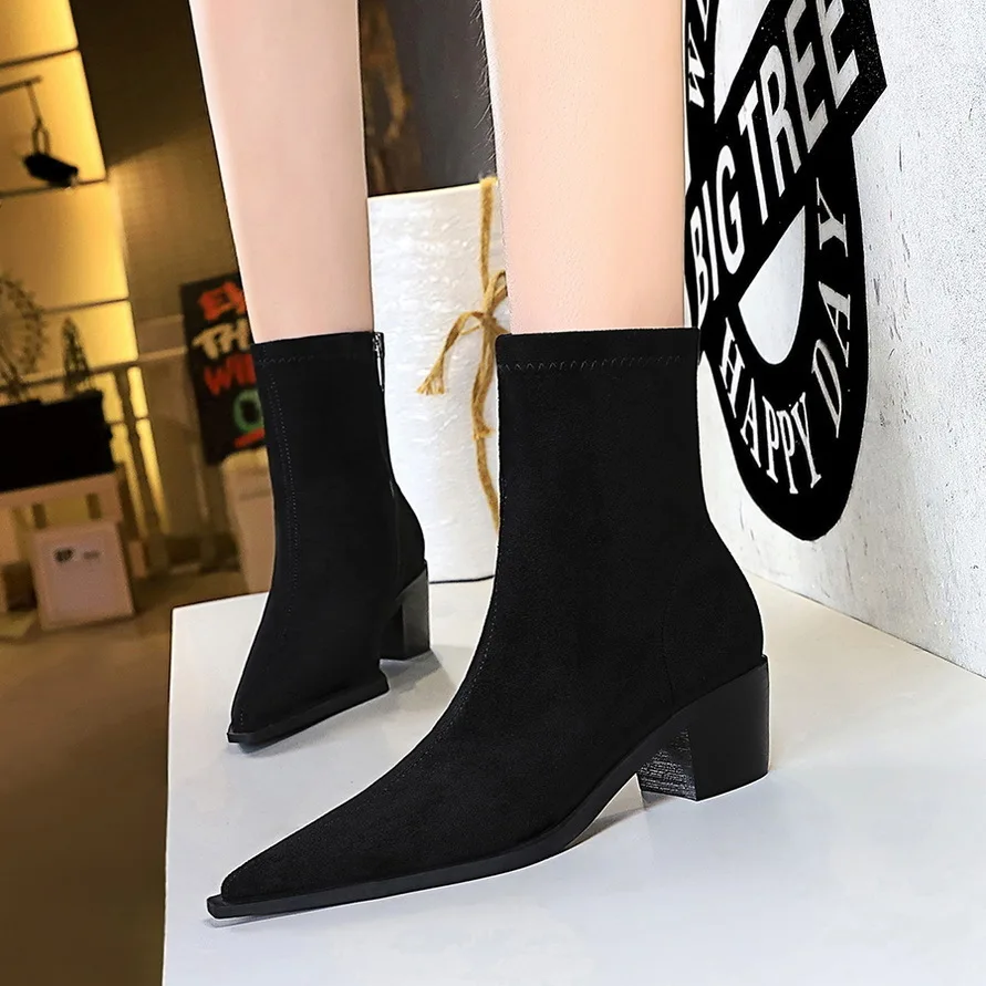 Women Pumps Fashionable And Simple Knight Women's Sexy Nightclub Look Thin Thick Heels Pointed Suede Short Boots туфли женские