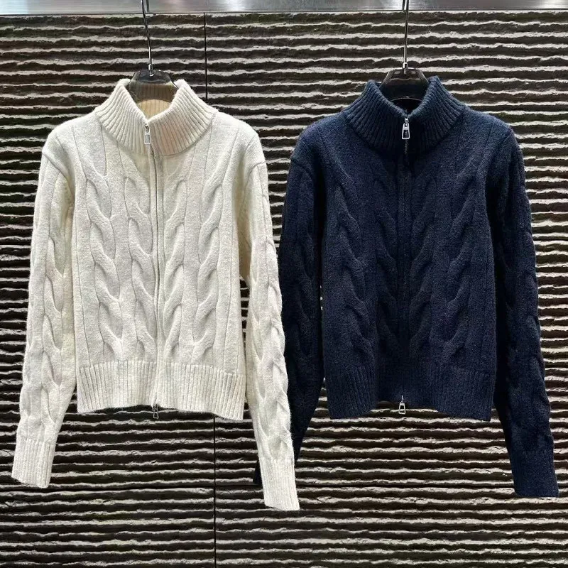 

2026 Early Spring Women's Cable Knit Zip Stand Collar Cardigan Sweater