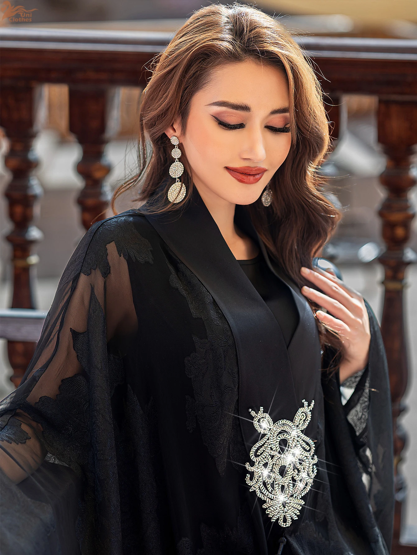 Di lusso Ricamato Nero Jacquard Nappe Abaya Elegante Abito Donna Abito Musulmano Dubai Caftano Kimono Kebaya Marocain Femme Caftano