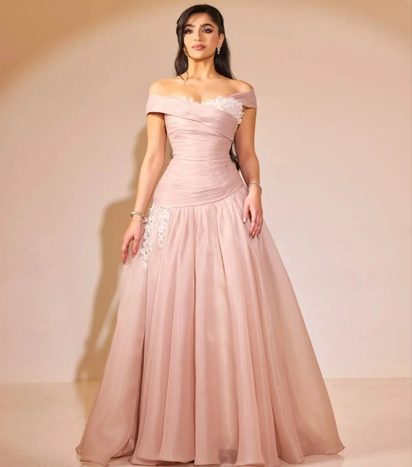 Luxury Prom Dress Chiffon Sequins Beaded Saudi Arabia Evening Dresses Square Neck Sequined Customized Wedding Party Dress