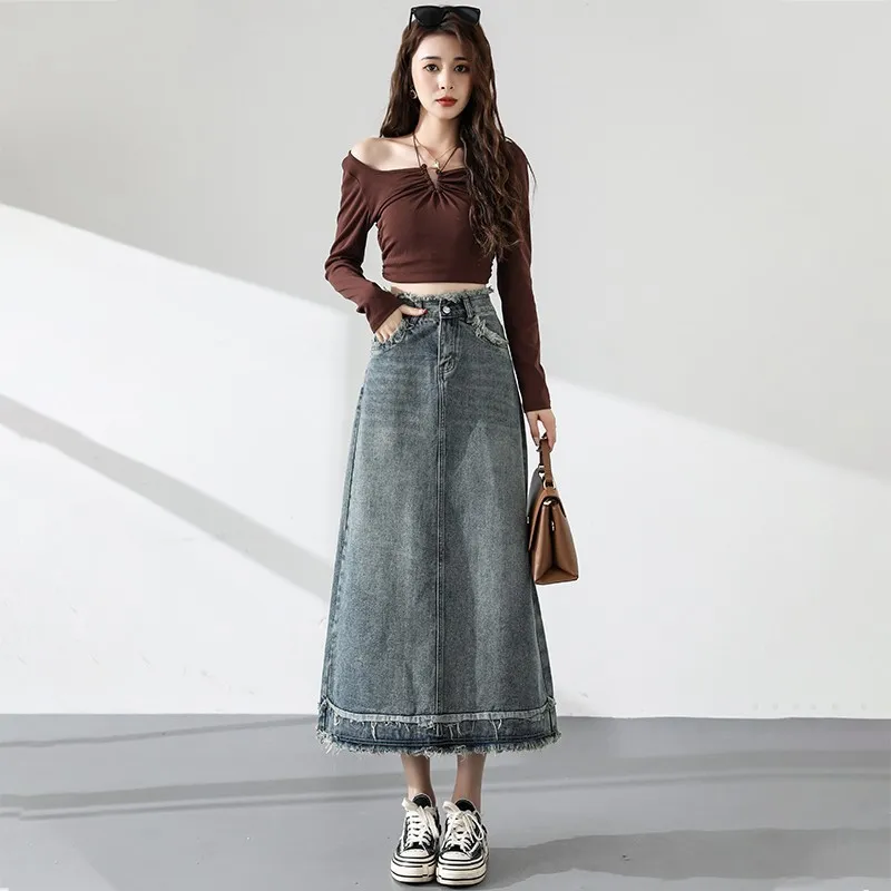 

Spring 2024 Retro Plush Edge Denim Skirt Women's High Waist Slim Covering Crotch A-line Wrapped Hip Fish Tail