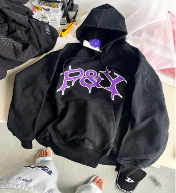 سويت شيرت بقلنسوة مطبوع عليه حروف متباينة مرسومة يدويًا من American Y2K بتصميم اتجاه الشارع مع قلنسوة فضفاضة غير رسمية للزوجين #1