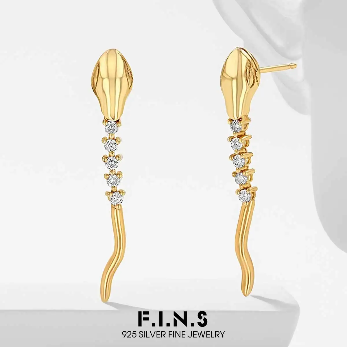 

F.I.N.S Sterling Silver Snake-Shaped Stud Earrings Zirconia Animal-Inspired Rattlesnake Design Fashion Piercing Ear Fine Jewelry