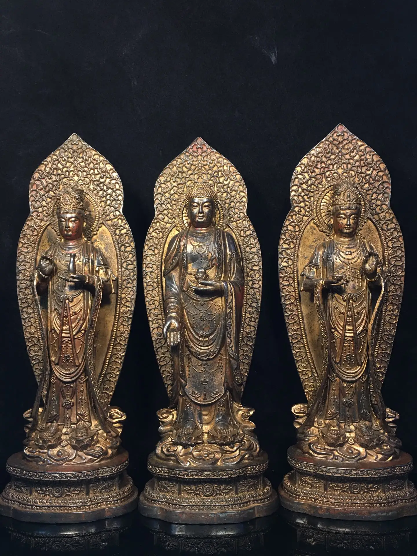 

16"Tibetan Temple Collection Old Bronze Cinnabar Mud gold Three Sages Sakyamuni Guanyin Backlight Three Buddha Worship Hall