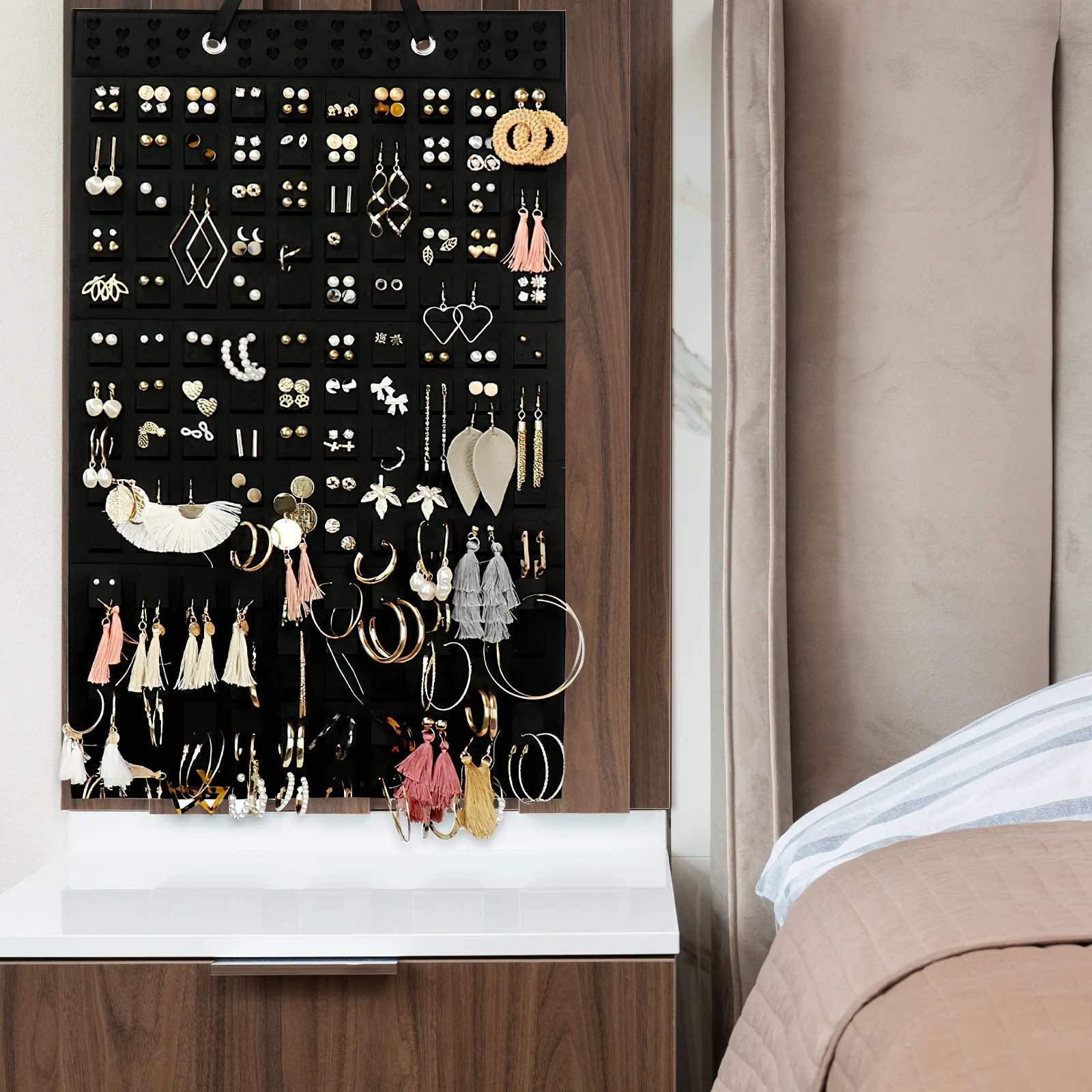 

Felt Jewelry Hanging Organizer Pendant Pouch Thick Felt Hanging Storage Bag Home Wall Jewelry Display Organizer Earrings