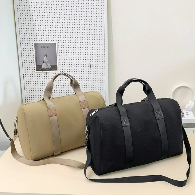 

Современная шикарная новинка 2025 года, женская роскошная брендовая кожаная сумка через плечо, известный дизайнер, простая популярная классика ​