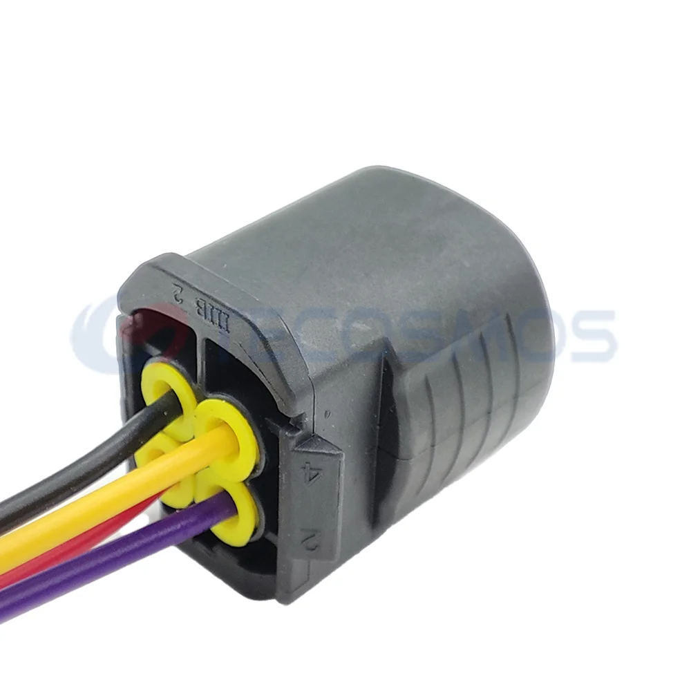 1/5/10 SET Suitable for Toyota Camry Corolla Prado Plug Car Generator Socket 4-Wire Plug 6189-0694