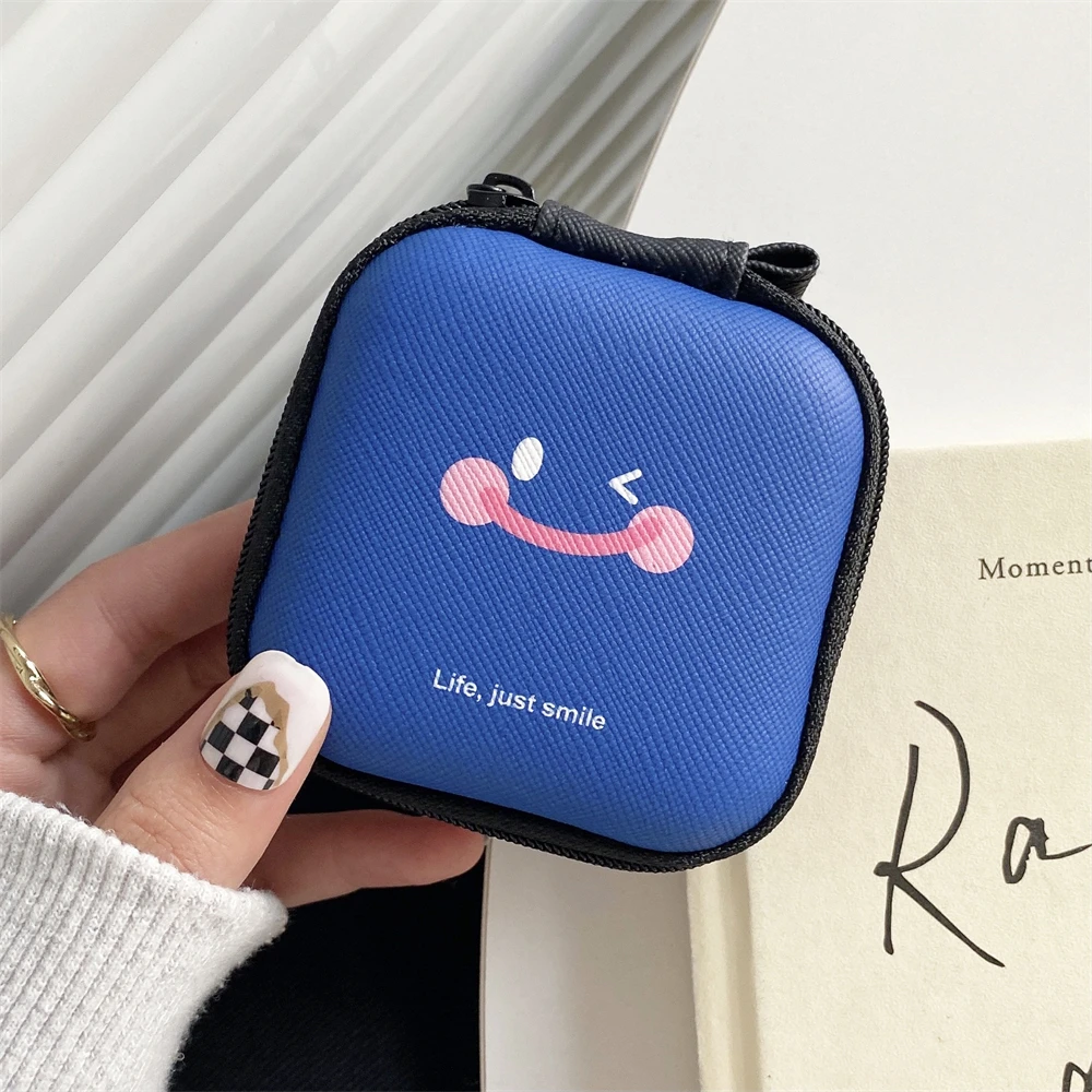 Scatola portaoggetti da 7.5cm per Airpods custodia per cuffie con cavo Kuromi Melody Cinnamoroll borsa con cerniera per il trasporto di auricolari