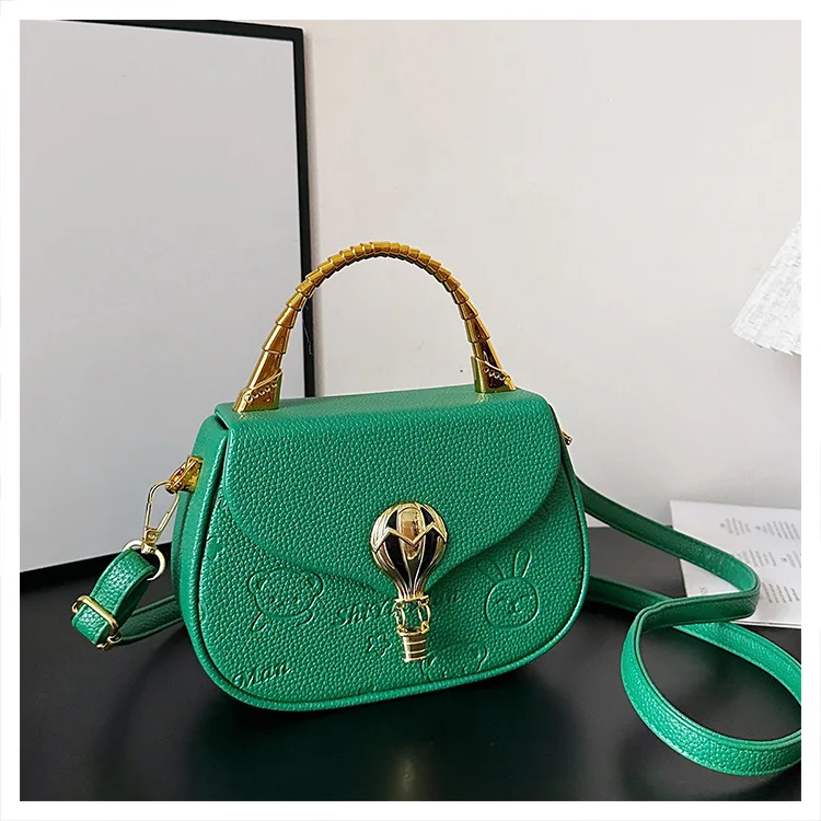 Fashion Small Chain Bag, Silver Crossbody Shoulder Purse, New Arrival Popular Everyday Handbag, Chic Party Accessory
