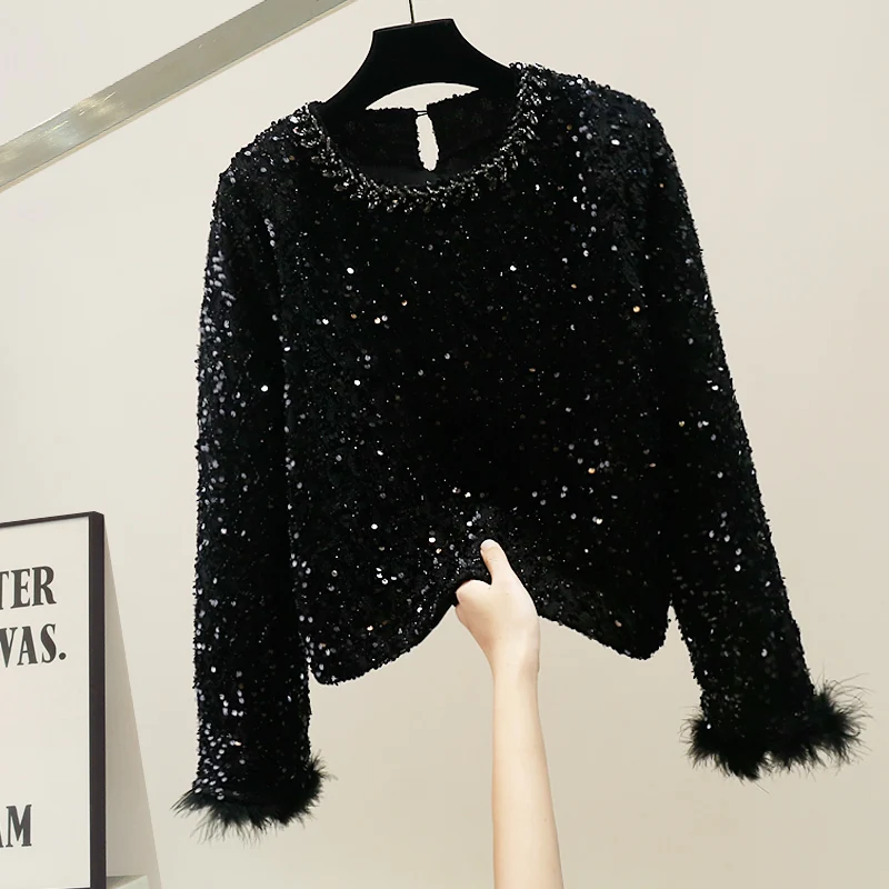 

Faionable Glitter Heavy Embellied ort Sve Women's Top Feather Decorated Slim Fit Bla Color Luxury Feel Versatile