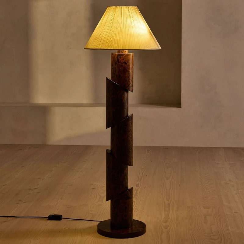 Designer light luxury stainless steel sculpture floor lamp modern creative sales office model room living room vertical