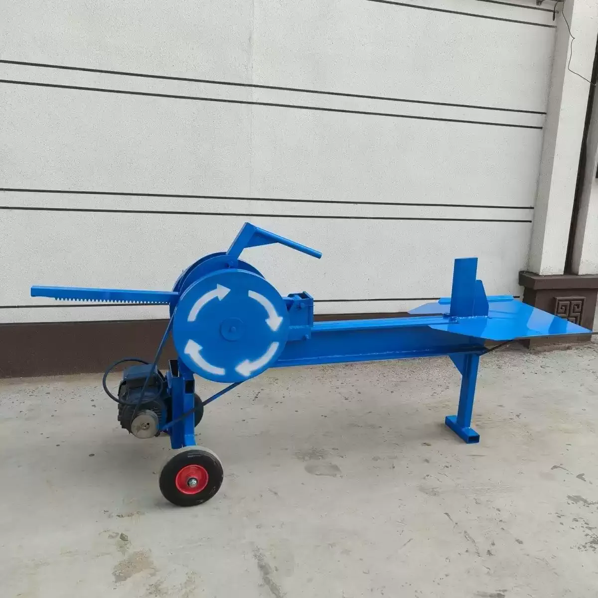 2200W 7T Electric Log Splitter Hydraulic Horizontal Wood Splitter Auto Return with Safety Cage 520mm Log Length for Rural Home