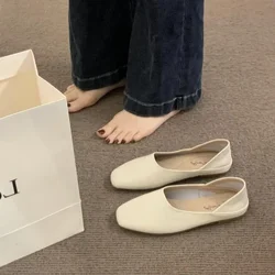 Shallow cut flat bottomed comfortable work shoes for women