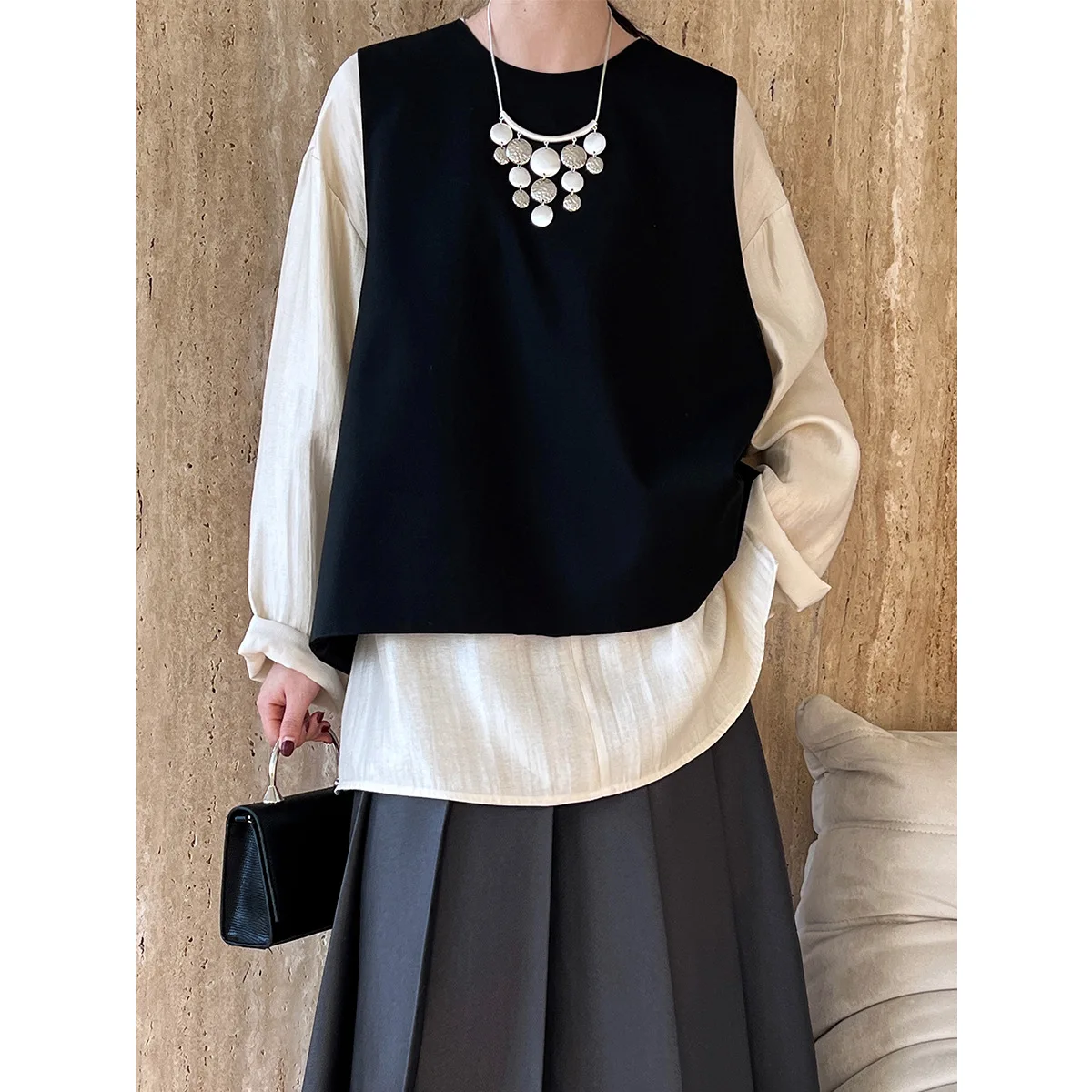 

Girls Vest Spring New Style Back Split Suit Vest Simple and Fashionable Layered and Stylish Daily Wear