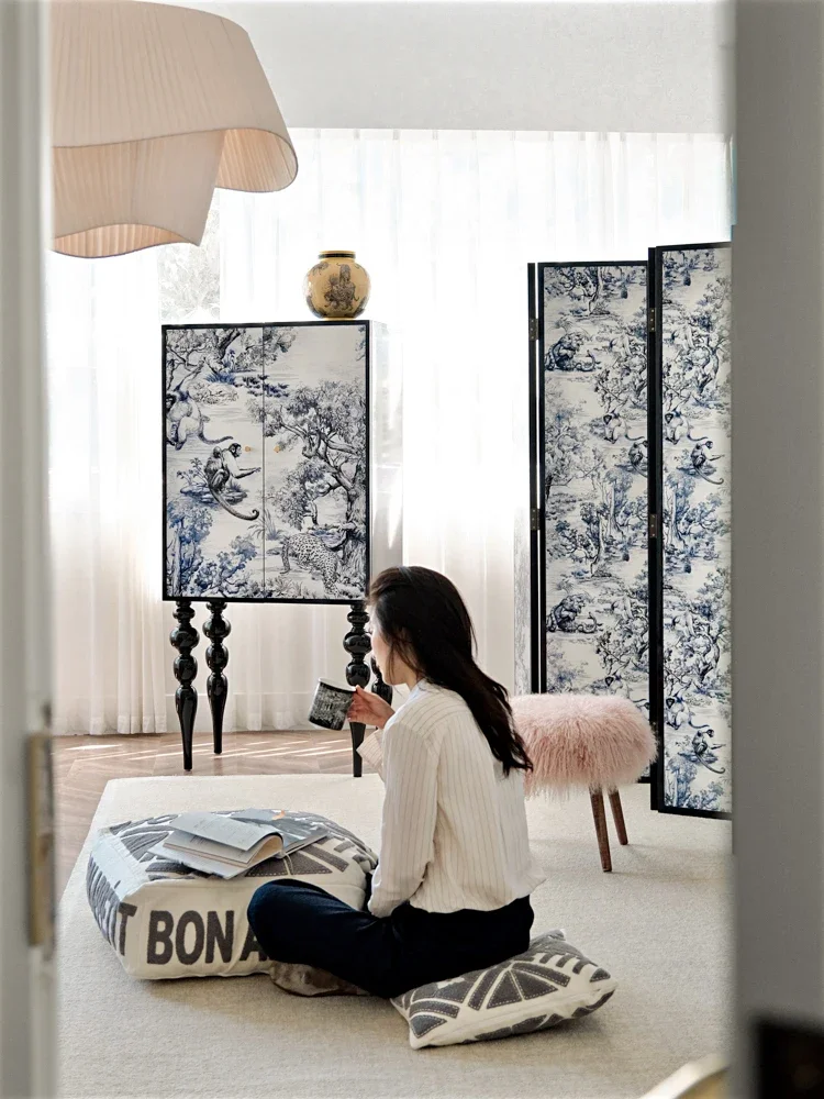 خزانة عمودية فرنسية مصنوعة من الخشب المطلي بالفن، وكابينة المدخل، والحبر الأزرق e والأبيض الجديد C hinese sty le #3