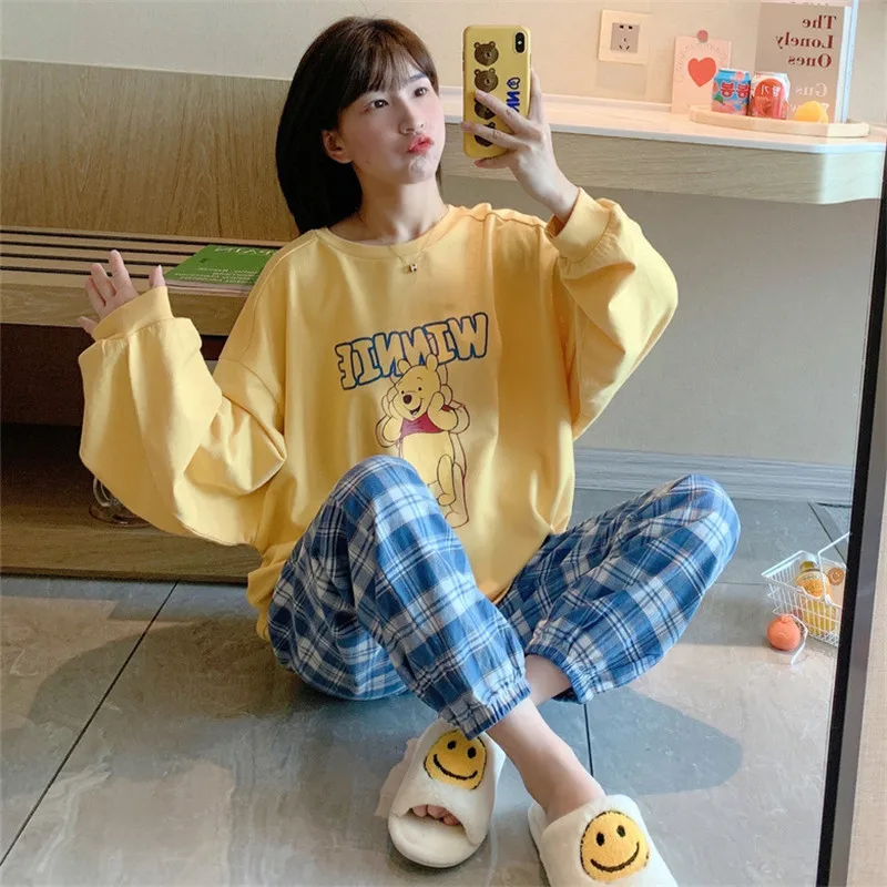 

Disney Women Cartoon Pooh Print Pajama Set Thin Cartoon Long Sleeve Pants Loungewear 2-Piece Purple Yellow Plaid Pajama Set