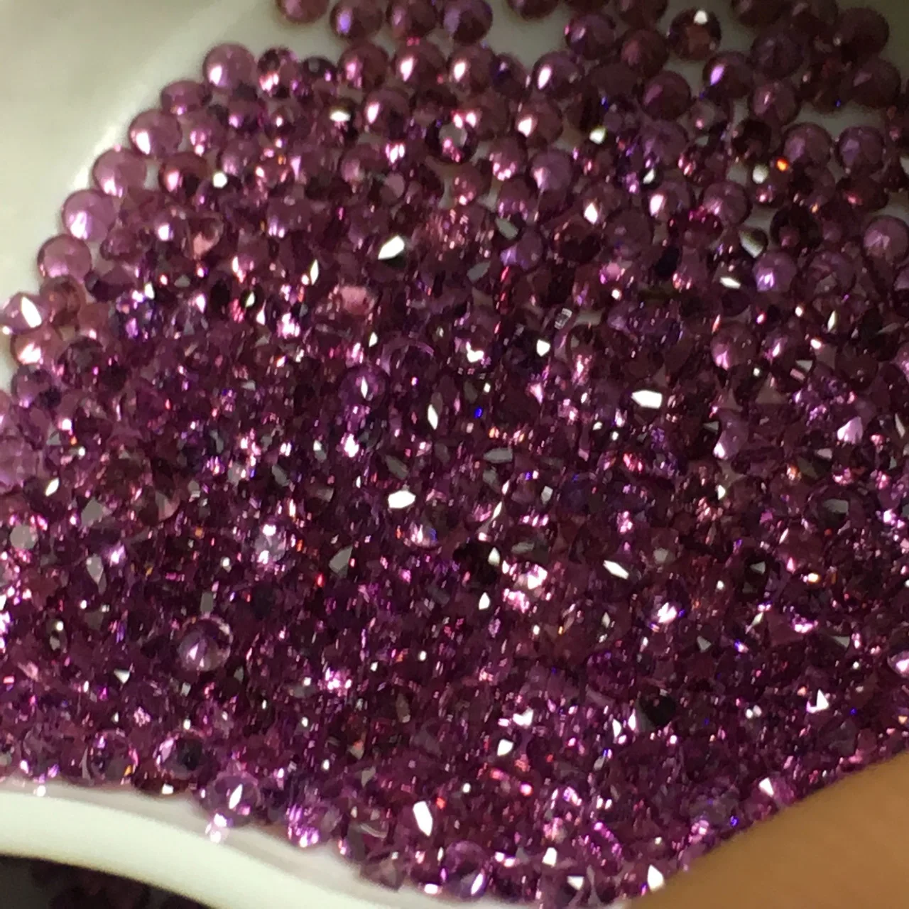 Factory Wholesale 100% Real Natural Round Purple Garnet Gemstone Loose Gems Diy Material for Jewelry