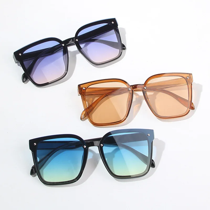 Korean Fashion Sunglasses Designer Square Shape Anti-reflective Men Sun Glasses Holiday Travelling Glasses for Women