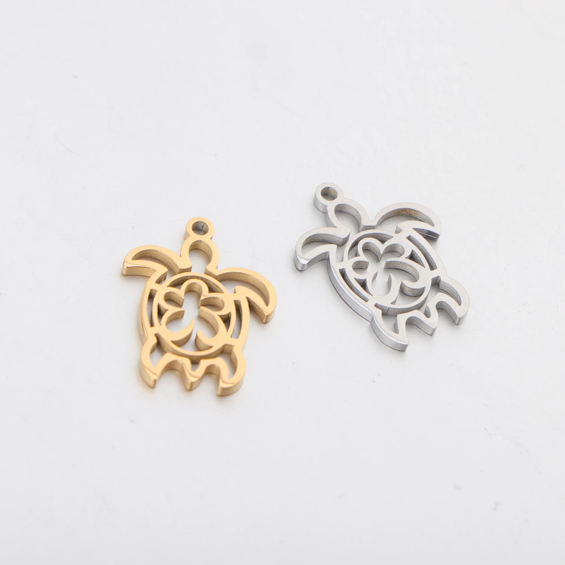 

20pcs/lot Mirror Polished Stainless Steel Hollow Tortoise Charms Ocean Series Sector Pendant for DIY Jewelry Making Accessories