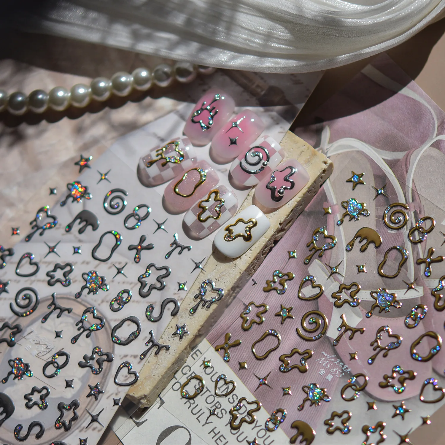 

Chic Line Love Heart Chain Irregular Fluent Lava Letters Star Shiny Gold Stamped Silver Border Nail Art Stickers Manicure Decals