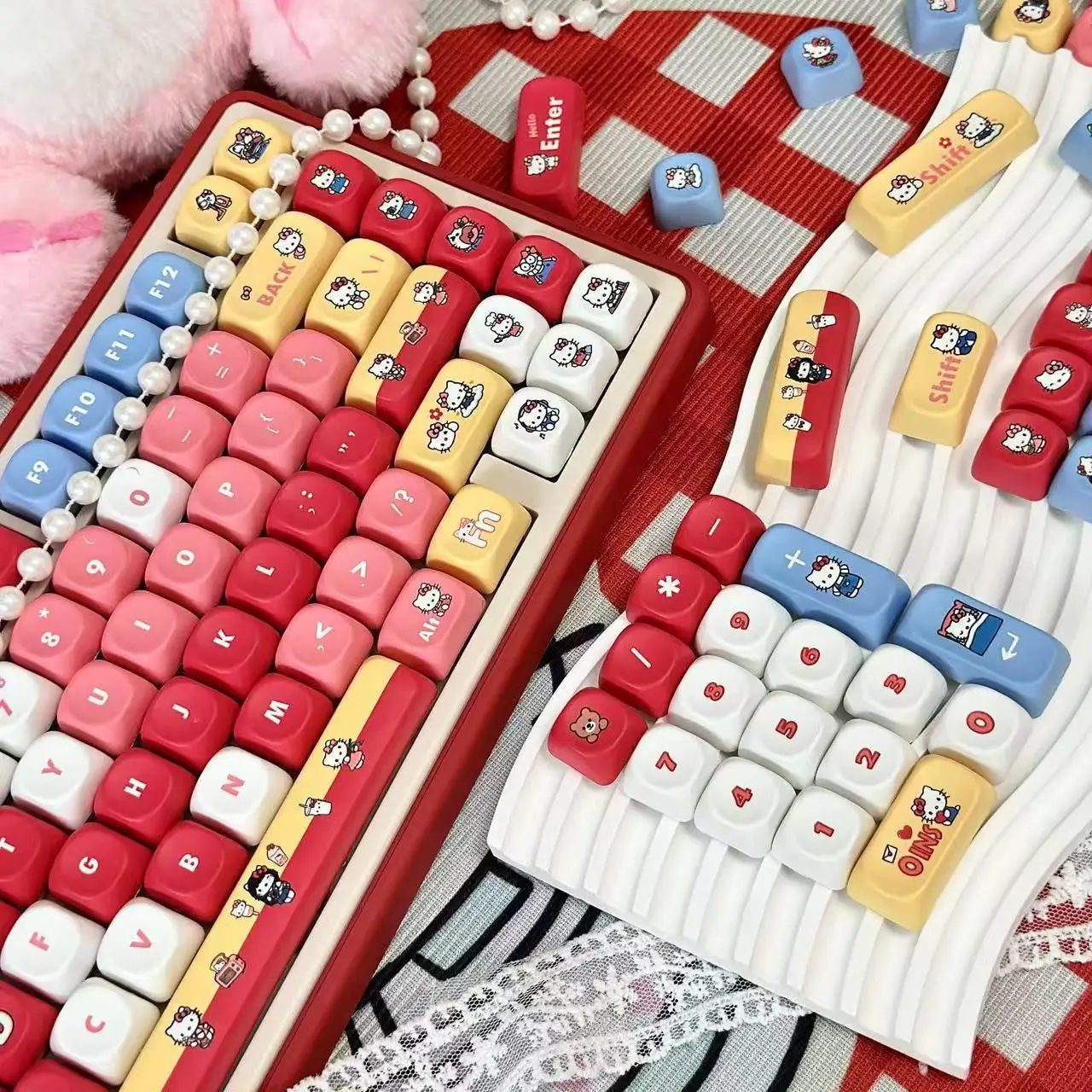 Sanrio Hello Kitty Pbt Keycaps 137 Keys 5-Side Dye Sublimation Cute Cartoon Keycaps Fit 64/68/87/104 Mechanical Gaming Keyboard view 5