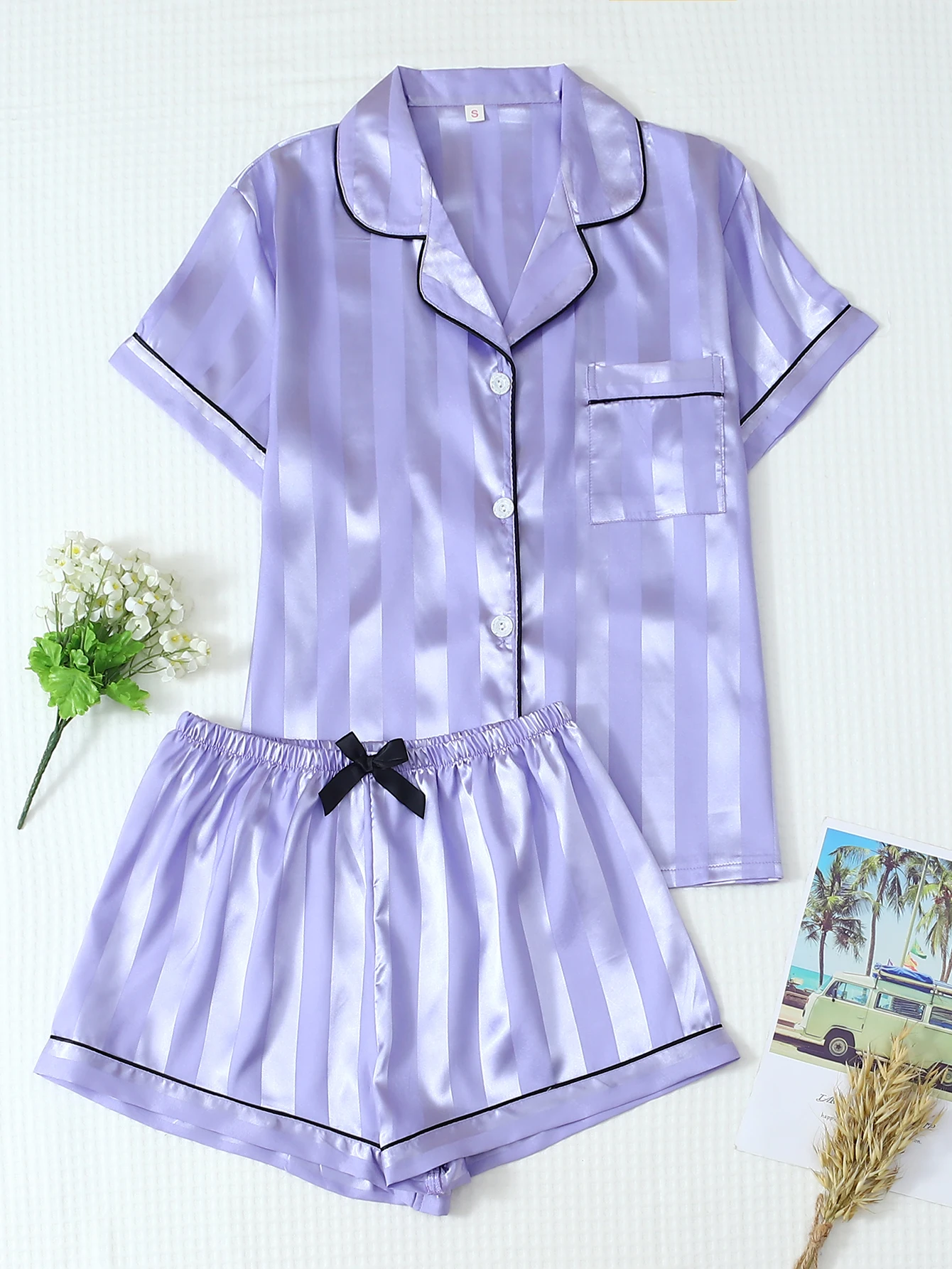Two-Piece Satin Striped Lapel Short-Sleeve Top with Pockets and Bow Shorts Women's Pajama Loungewear Set Suitable for Home Use