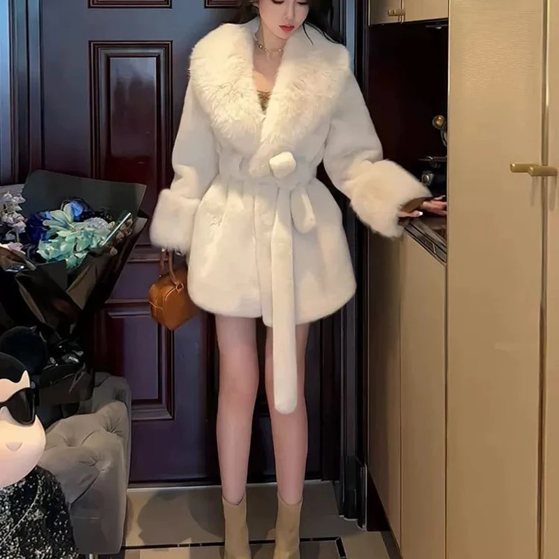 Autumn Winter New 2025 Fur Collar Fox Fur Jacket Women's Overcoat Tight Waist Thickened Warm Parka Loose Chic Fur Jacke