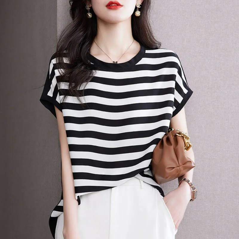 

Bla White Striped Chiffon ort Sve T-irt Brand Tailored round Ne Korean Sle Commute Silk Top for Women