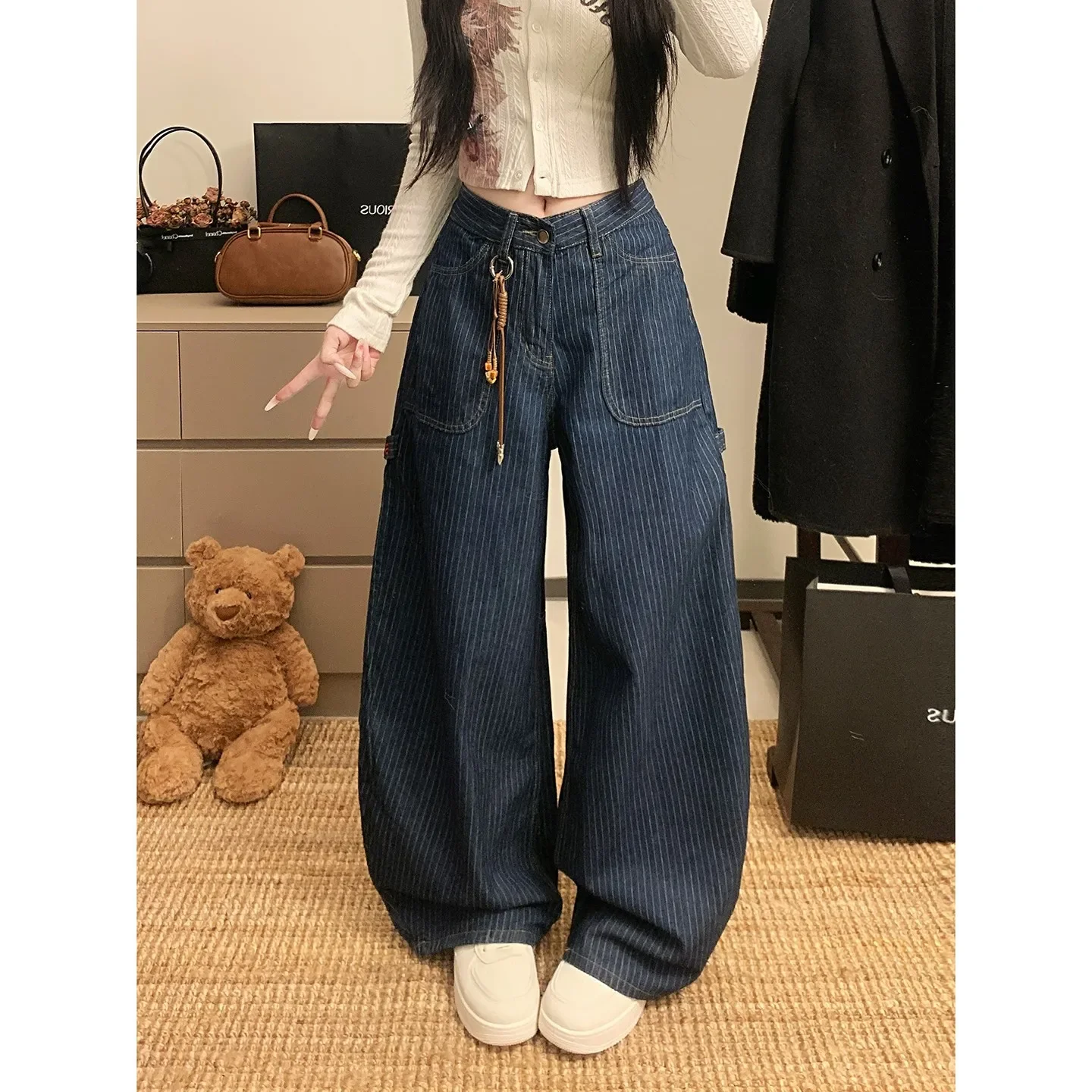 American Washed Denim Pants High Waist Wide Leg Casual Loose Fit Jeans with Pendant Youth Trend Straight Cut Jeans