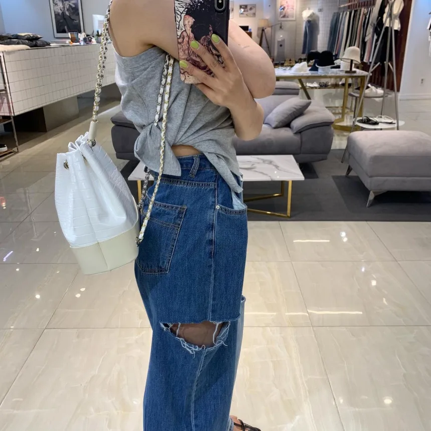 REALEFT летние винтажные женские джинсовые брюки с дырками, новинка 2025 года, цветные лоскутные повседневные свободные прямые джинсы с высокой талией, женские брюки