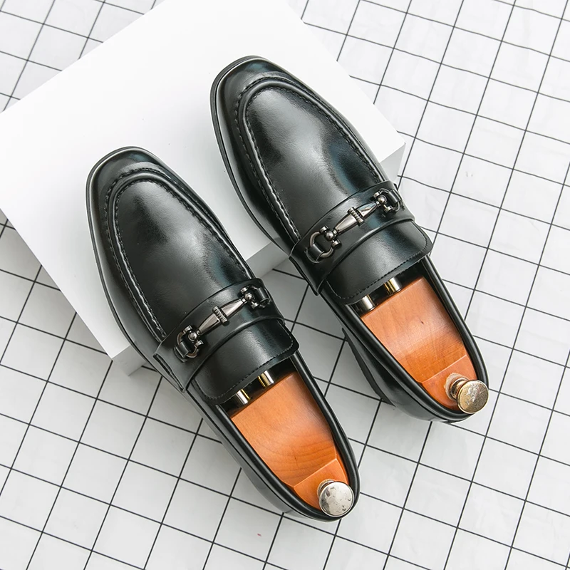 

Luxury Brand Metal Buckle Men's Loafers Classic Anti-Slip Soft Sole Walking Shoes Breathable Comfortable Outdoor Driving Shoes