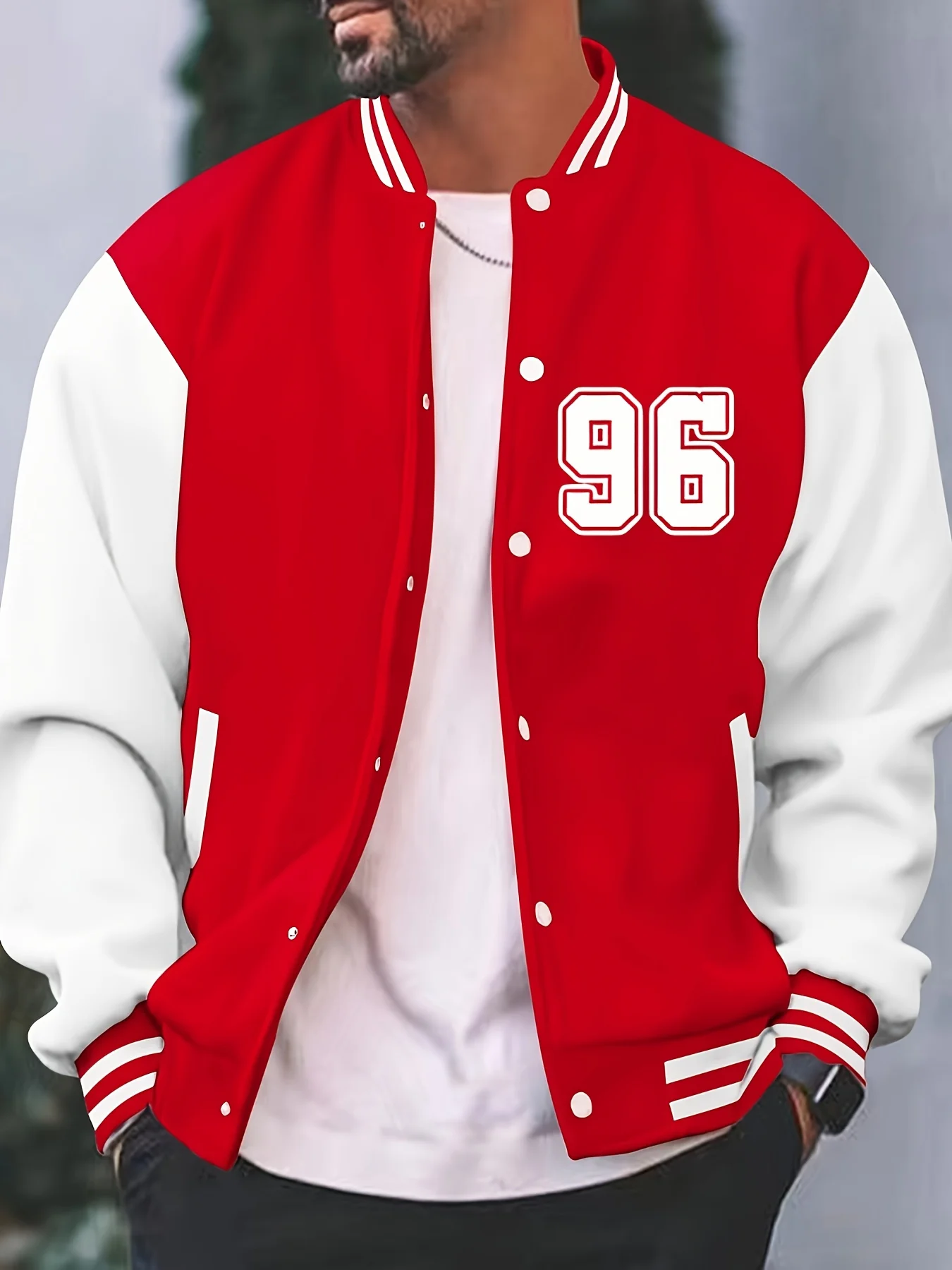 Beliebte Baseballjacke für Herren mit 96-Print – lässige Alltagsjacke, Herbst- und Winteroberbekleidung für Damen und Herren. – Detail 2