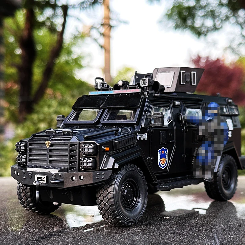 Tiger Armored Car Model for Kids, Liga 1:24, Diecast Metal, Militar, Veículos à Prova de Explosão, Som e Luz, Toy Gift