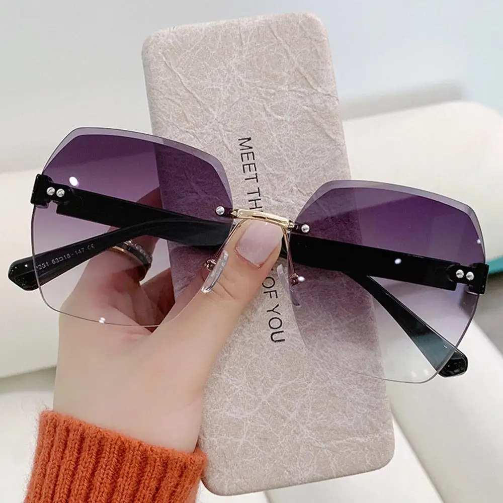 Fashion Oversized Rimless Sunglasses Street Photography Travel UV Protection Frameless Shades Eyewear for Women & Men