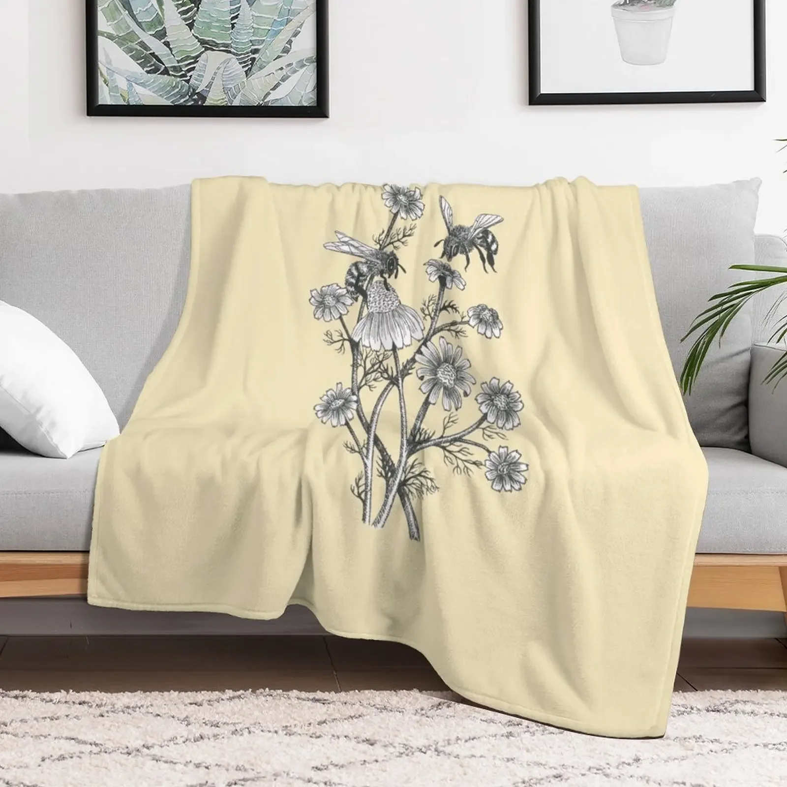 bees and chamomile on honey background Throw Blanket All Season Soft Lightweight Blanket for Home