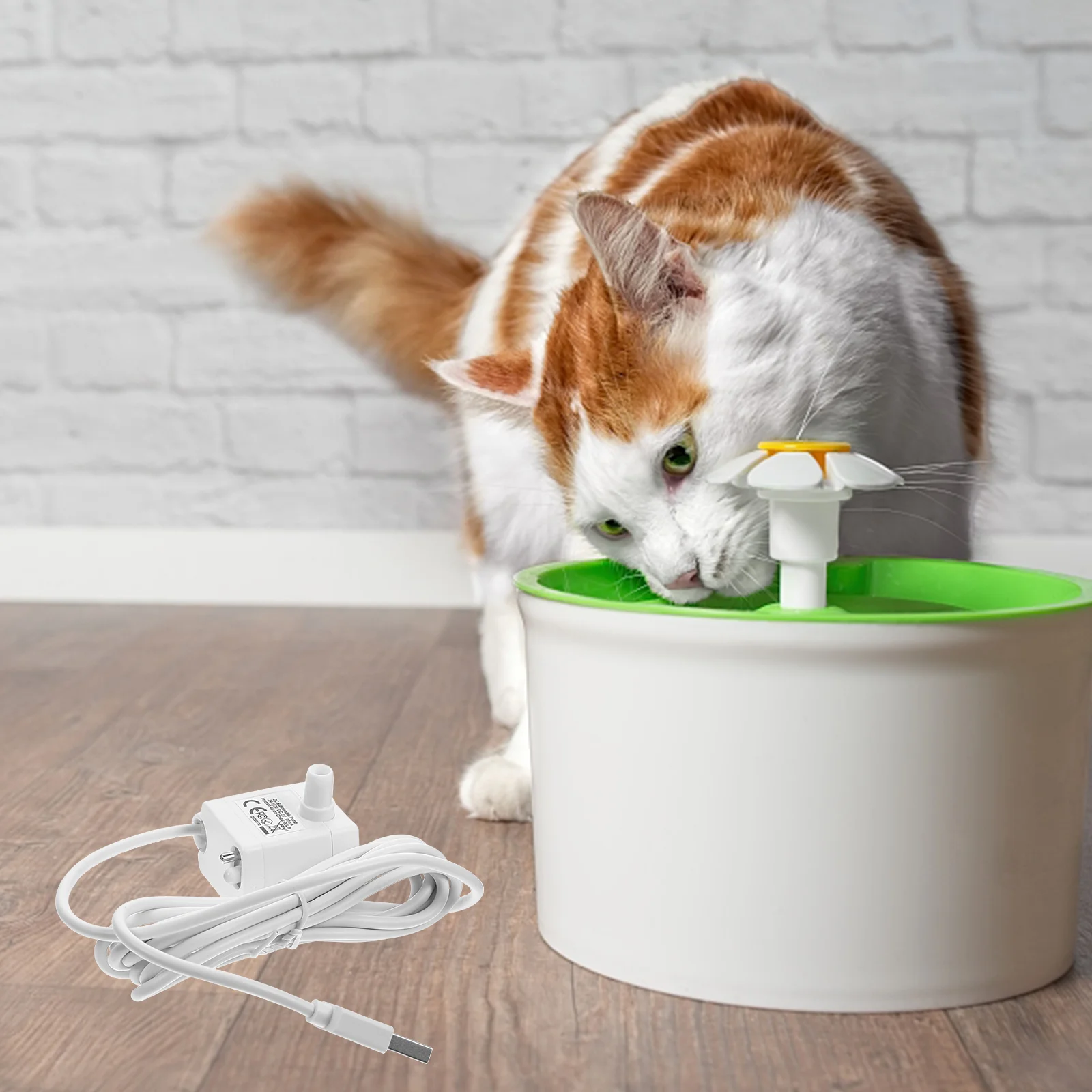 

Water Pump Pet Dispenser Drinking Fountain Cat Bowl Submersible Cats and Dogs 8X5X5CM Supplies Small White Accessories