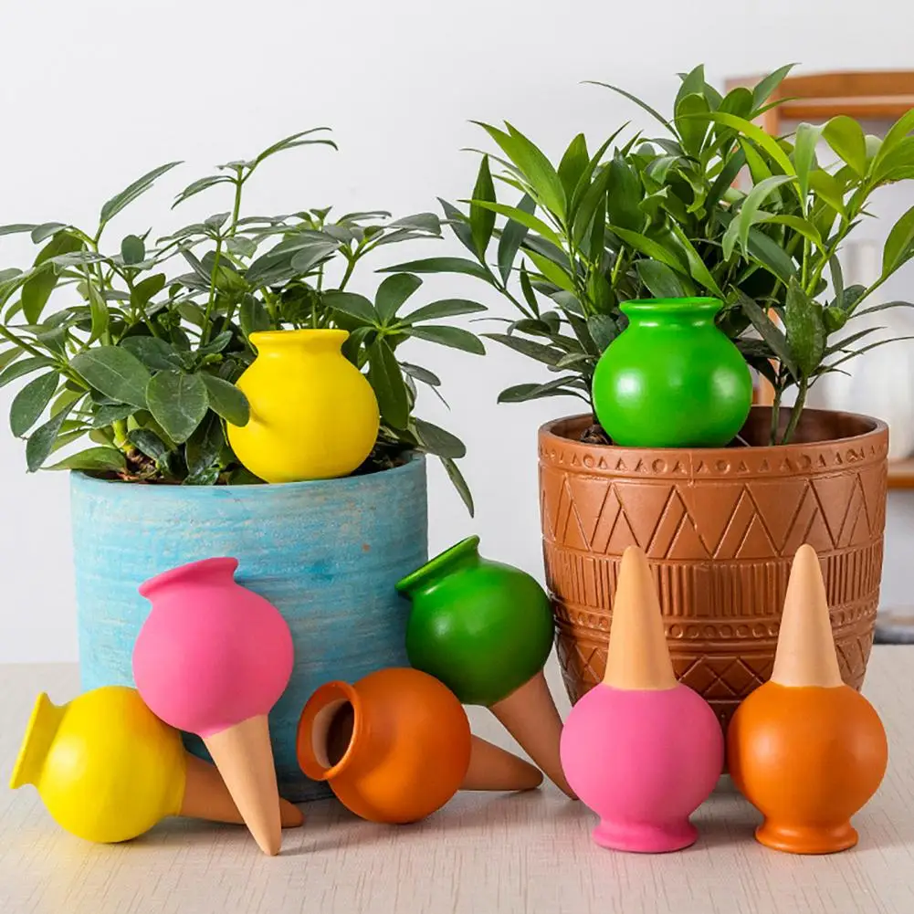 Self-watering Clay Ball-shaped Emitter Self-watering Plant Stakes Drip Irrigators for Indoor Outdoor for Vacation for Plants