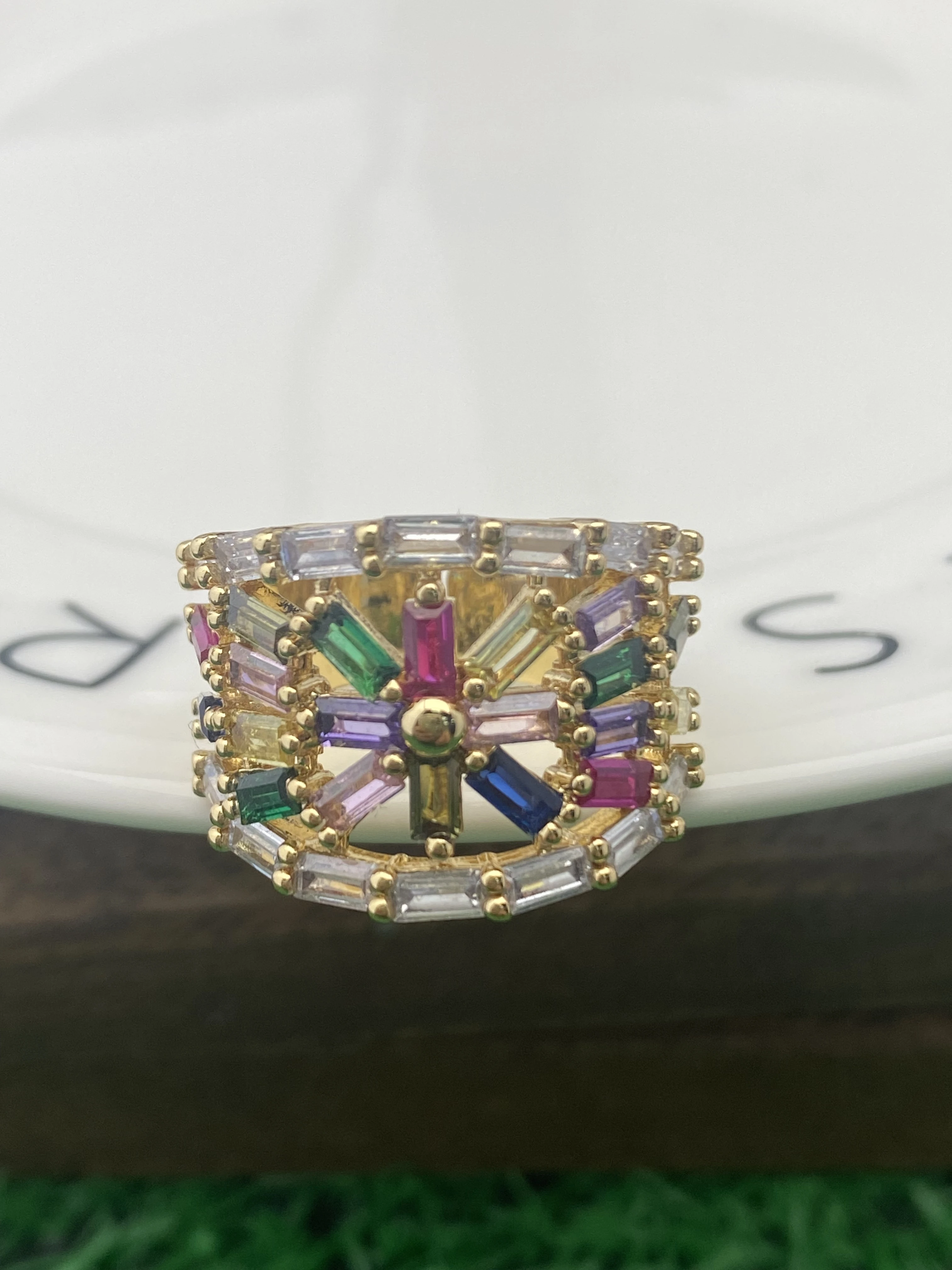 Блестящие радужные цельные кольца с кубическим цирконием, Модные Цветные градиентные ювелирные изделия на палец для женщин и девушек, изящная бижутерия Блестящие радужные цельные кольца с кубическим цирконием, Модные Цветные градиентные ювелирные изделия на палец для женщин и девушек, изящная бижутерия