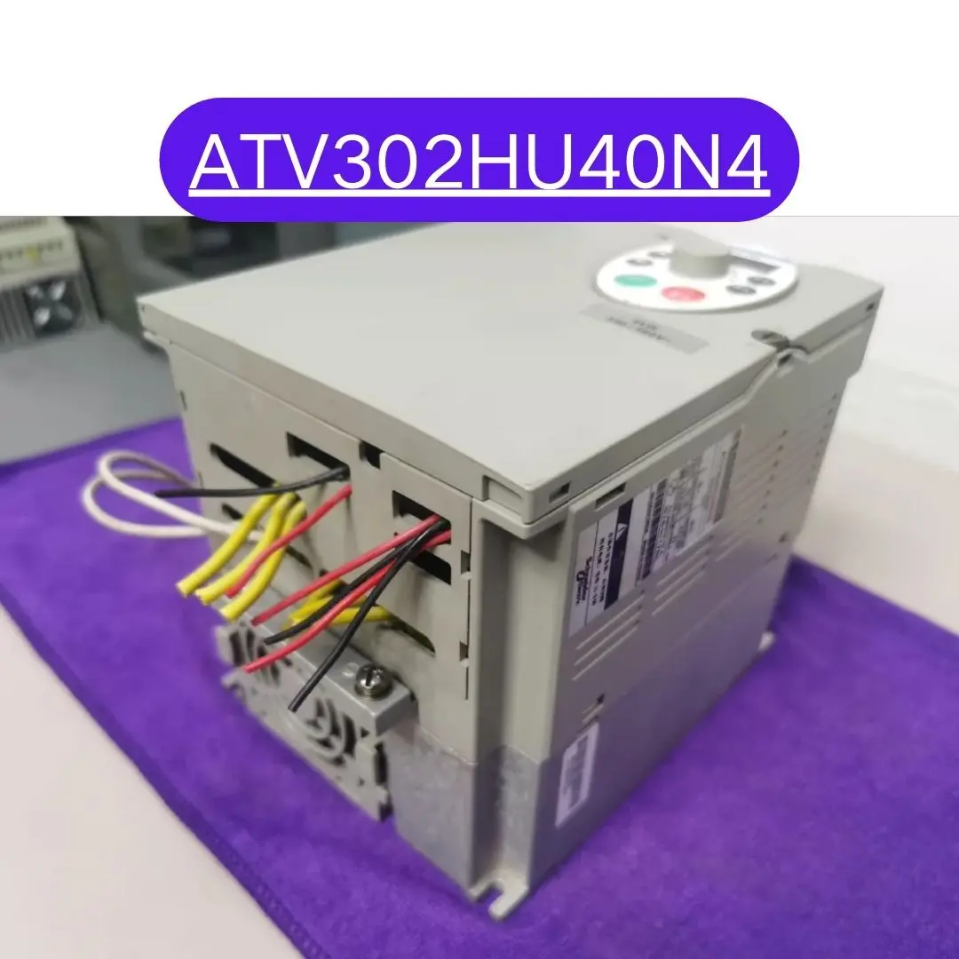 Inversor ATV302HU40N4 usado, 4kW, prueba OK, envío rápido