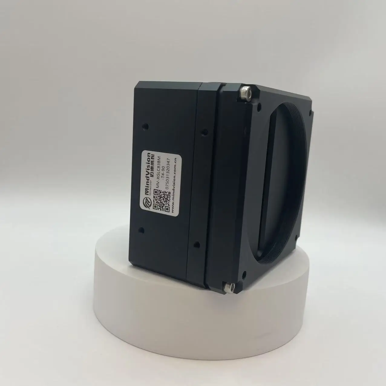 7μm 10GigE Line Scan Camera Global Shutter for High Speed Industrial Inspection and Automated Quality Control