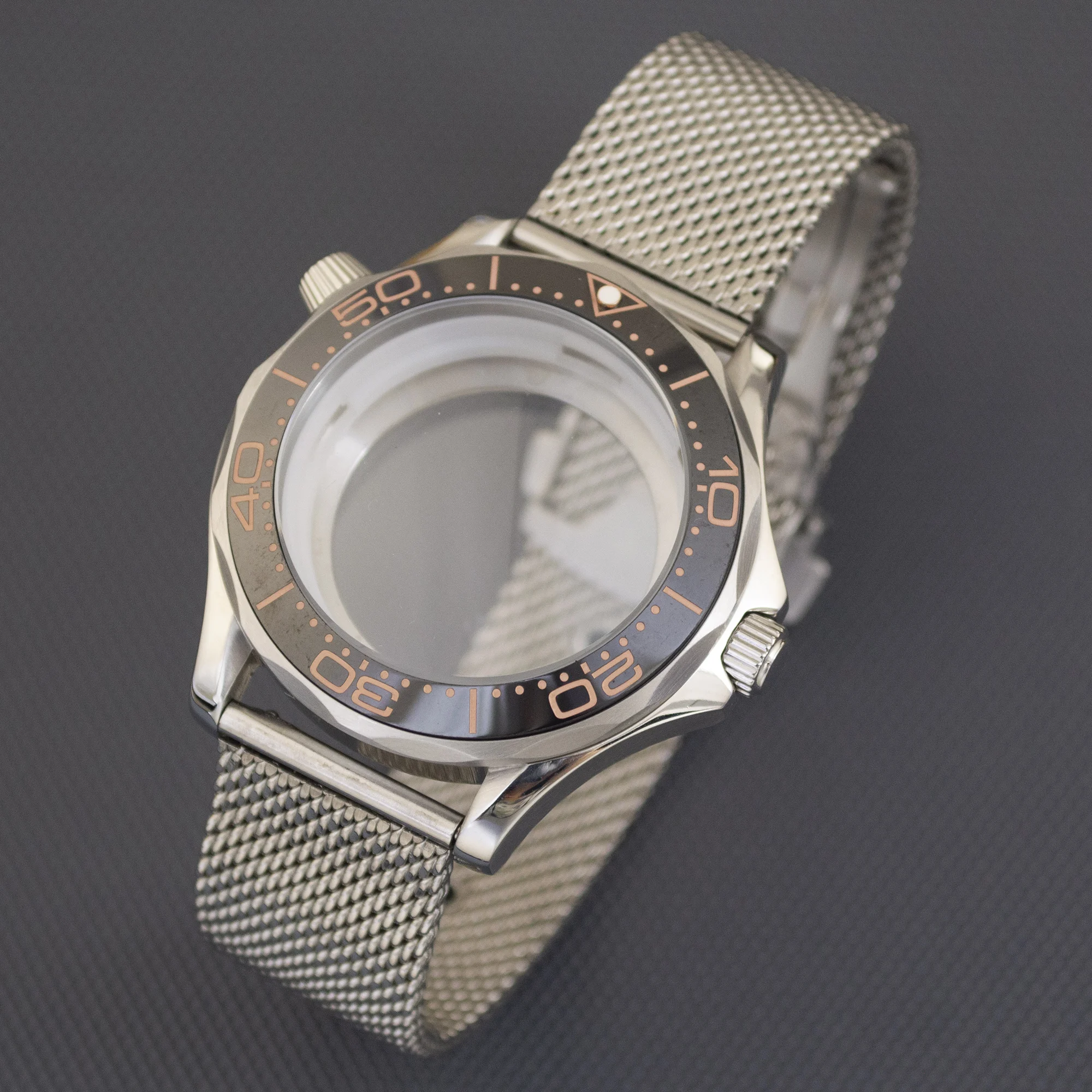 

Watch Mod Parts for Seamaster 300 Stainless Steel NH35 Case 10ATM Waterproof 41mm Watch Case fit NH35/NH36 Automatic Movement
