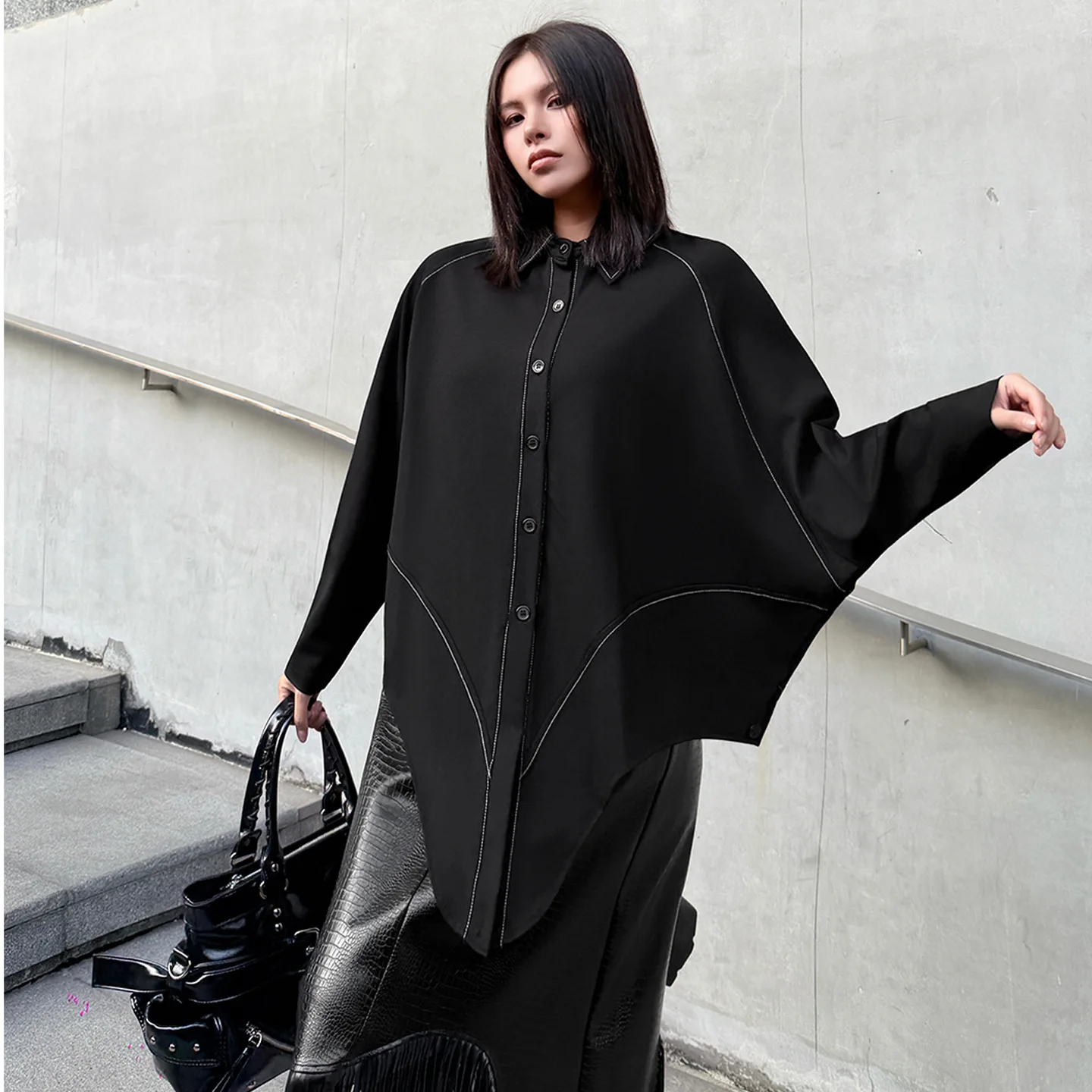 

Рубашка SuperAen в японском стиле, черная, с асимметричными рукавами «летучая мышь», повседневная, весенняя, новая модель, свободного кроя, с воротником-поло