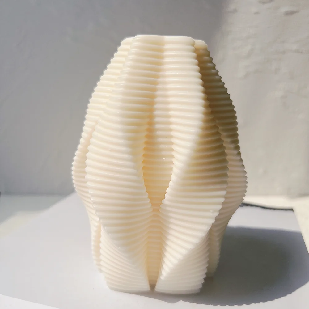 Ribbed Swirl Silicone Candle Mold Geometric Wave Twirl Silicone Mould Taper Abstract Art Decorative Wavy Stripe Soy Wax Molds